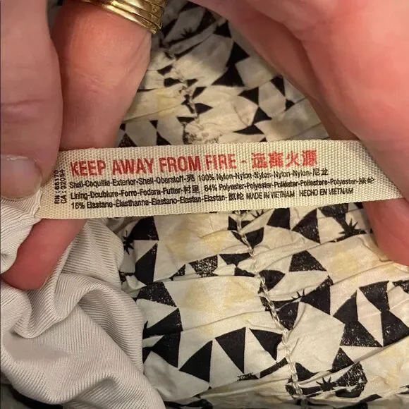 Free People Movement White & Black Geometric The Way Home Printed Shorts Sz S - Picture 5 of 6